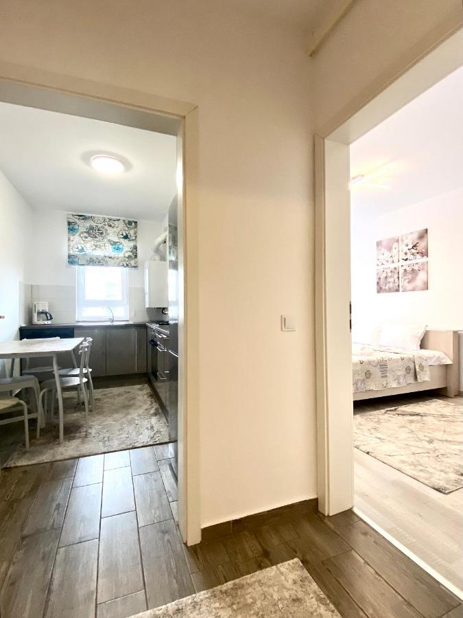 Daria'S Apartment Μπρασόβ Εξωτερικό φωτογραφία